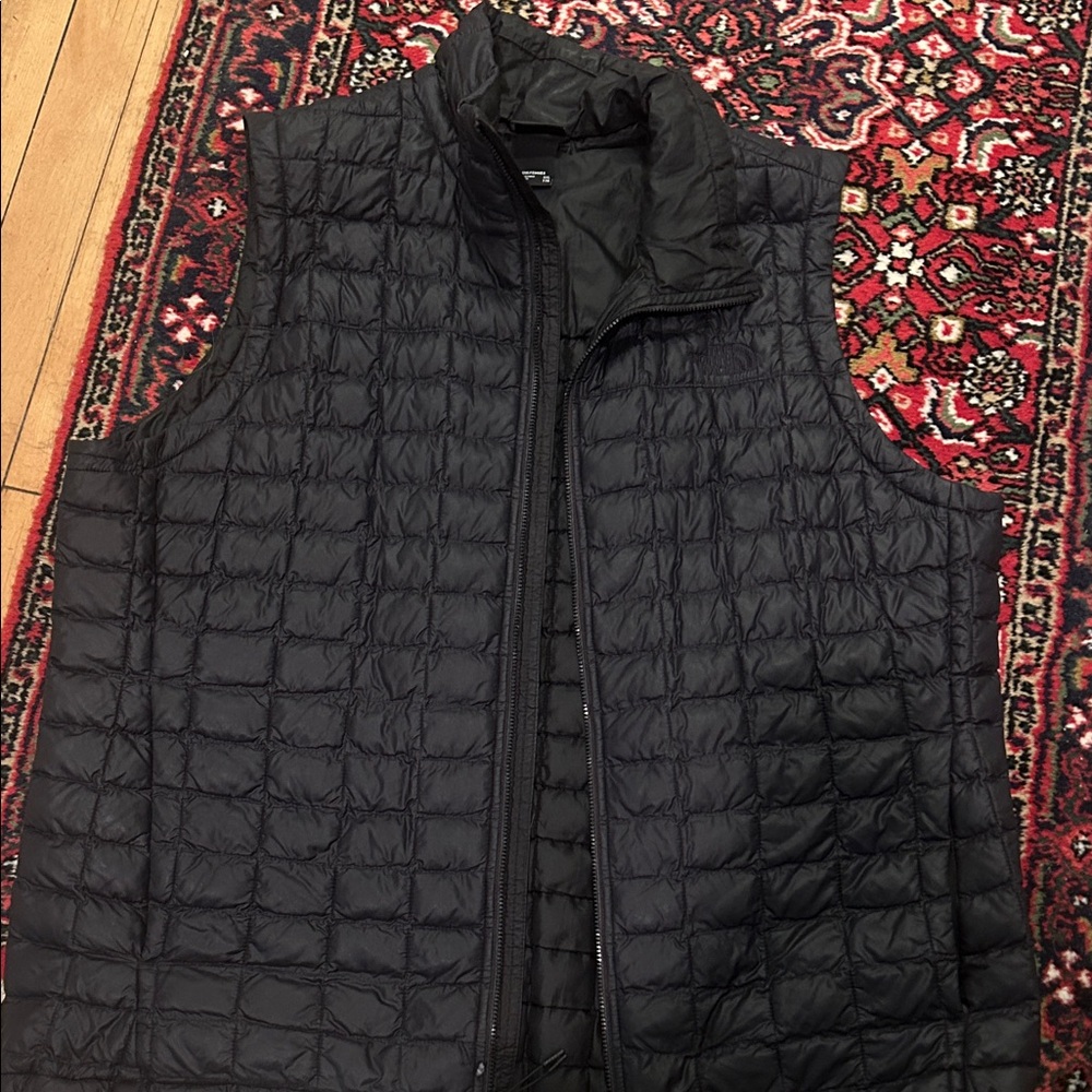 Northface women’s Black Quilted Packable Vest - Lightweight Layer
